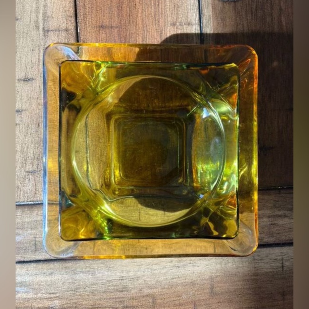 Mid Century Anchor Hocking Nesting Ashtrays
